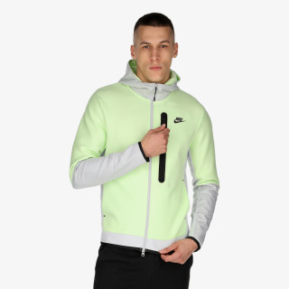 Nike Sportswear 