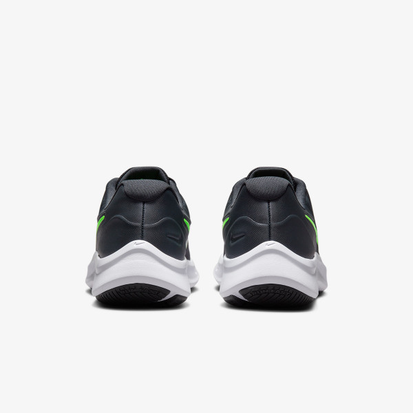 Nike Star Runner 3 