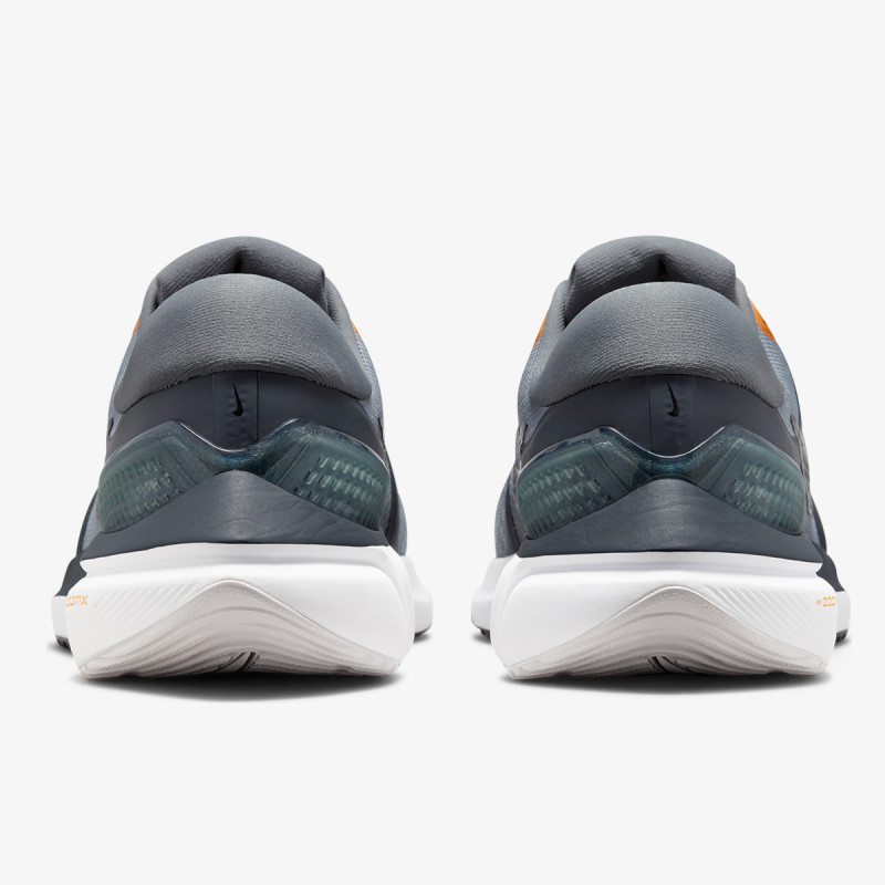 Nike Air Zoom Vomero 