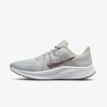 Nike Quest 4 