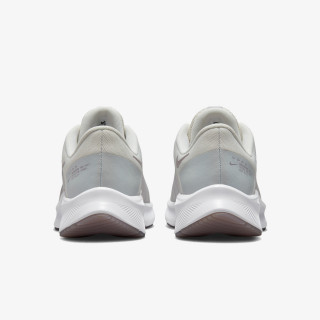 Nike Quest 4 