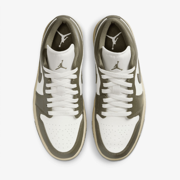 Nike WMNS AIR JORDAN 1 LOW 