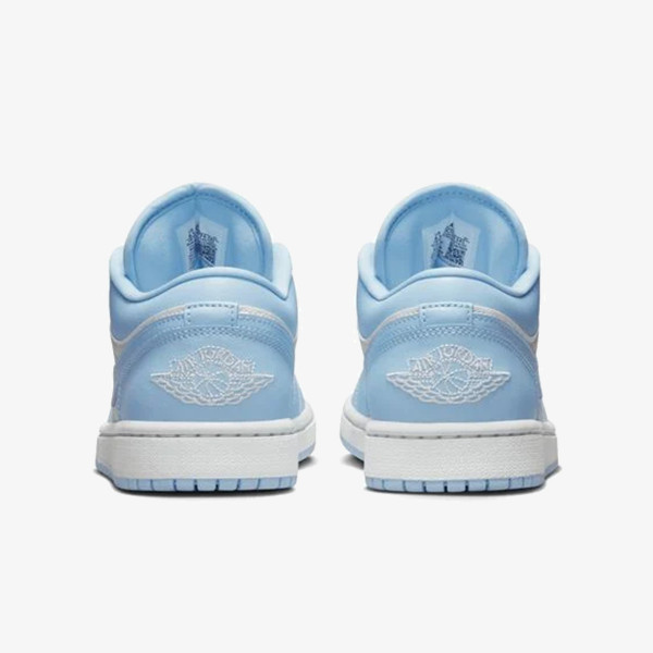 Nike WMNS AIR JORDAN 1 LOW 