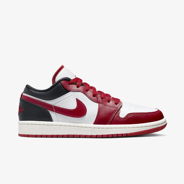 Nike WMNS AIR JORDAN 1 LOW 
