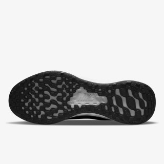 Nike Revolution 9 