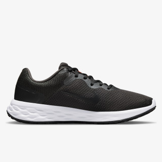 Nike Revolution 9 