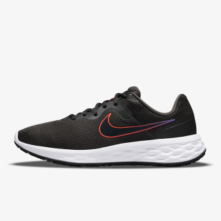 Nike Revolution 9 