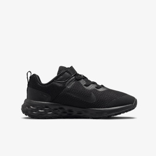 Nike Revolution 6 