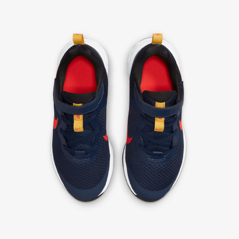 Nike Revolution 6 