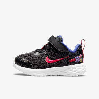Nike Revolution 6 