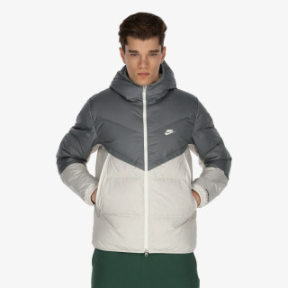 NIKE Sportswear Storm-Fit Windrunner 