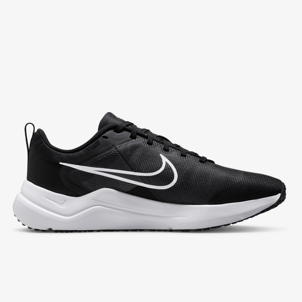 NIKE Downshifter 12 