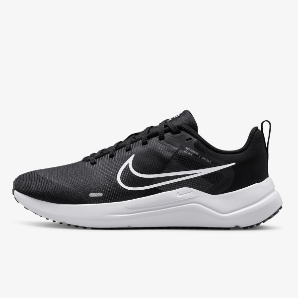 NIKE Downshifter 12 