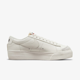 Nike W BLAZER LOW PLATFORM 