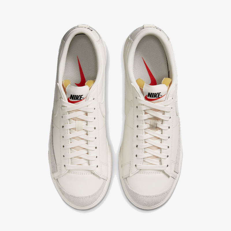 Nike W BLAZER LOW PLATFORM 