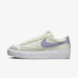 Nike W BLAZER LOW PLATFORM 