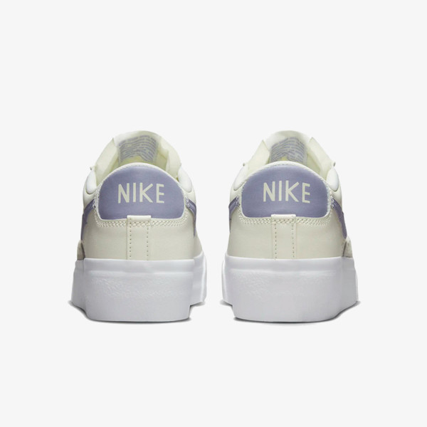 Nike W BLAZER LOW PLATFORM 