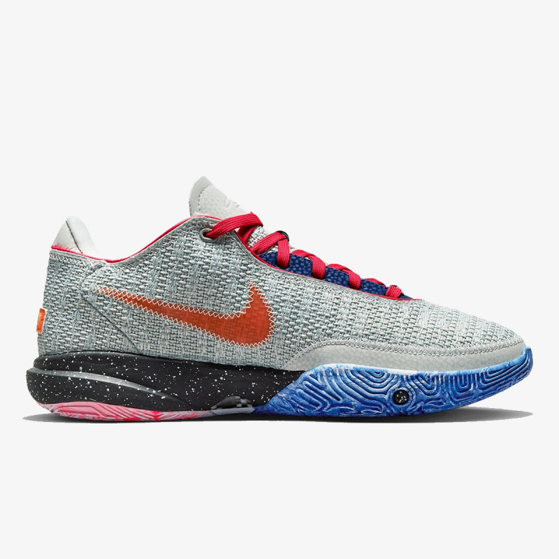 Nike LEBRON XX 