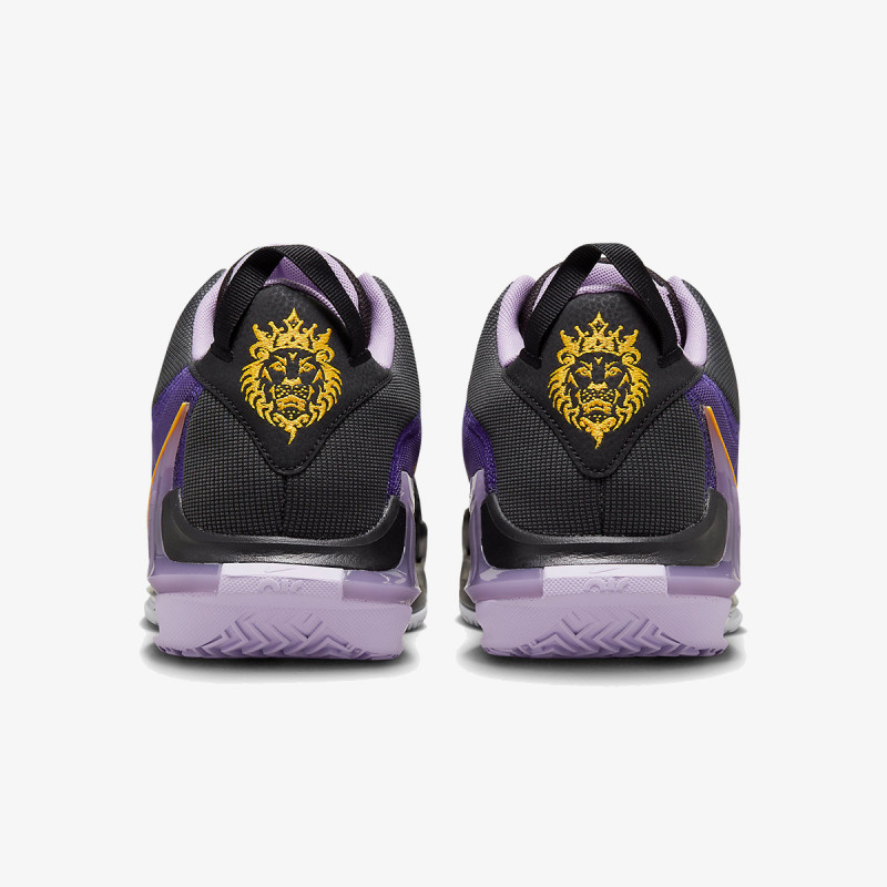 Nike LEBRON WITNESS VII 