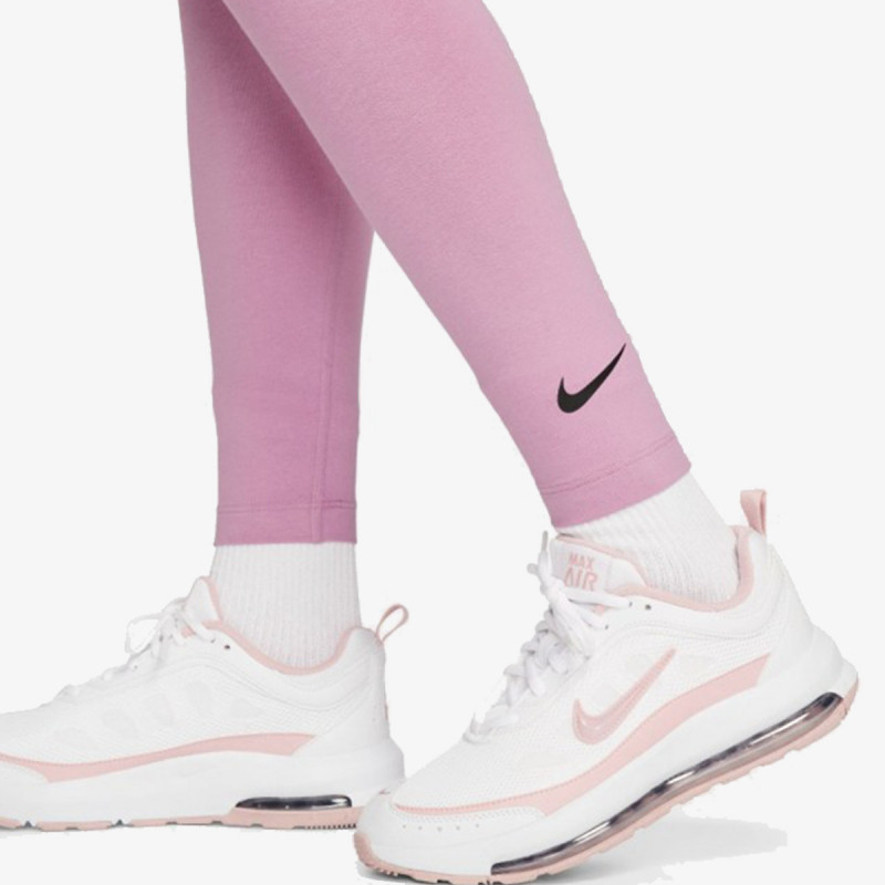 Nike Sportswear Club 