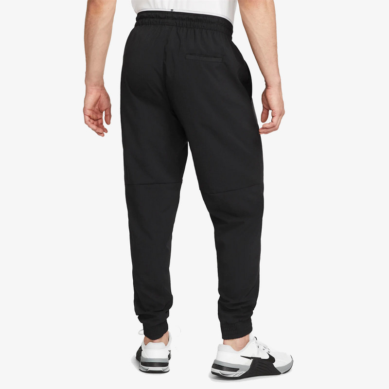 Nike Dri-FIT Sport Clash 