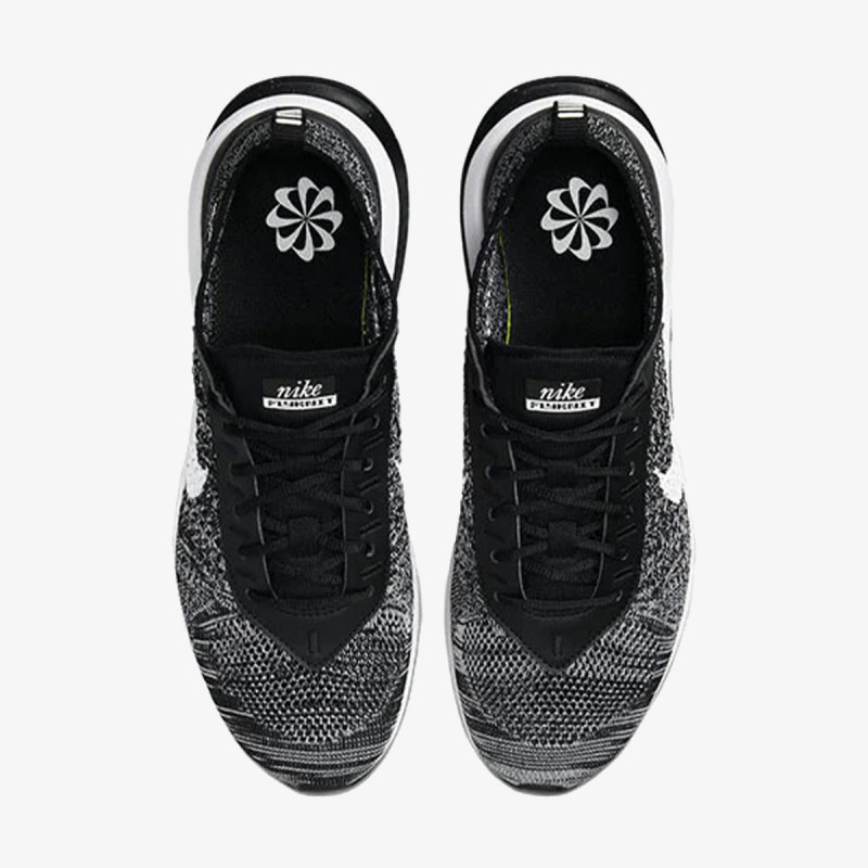 Nike Air Max Racer 