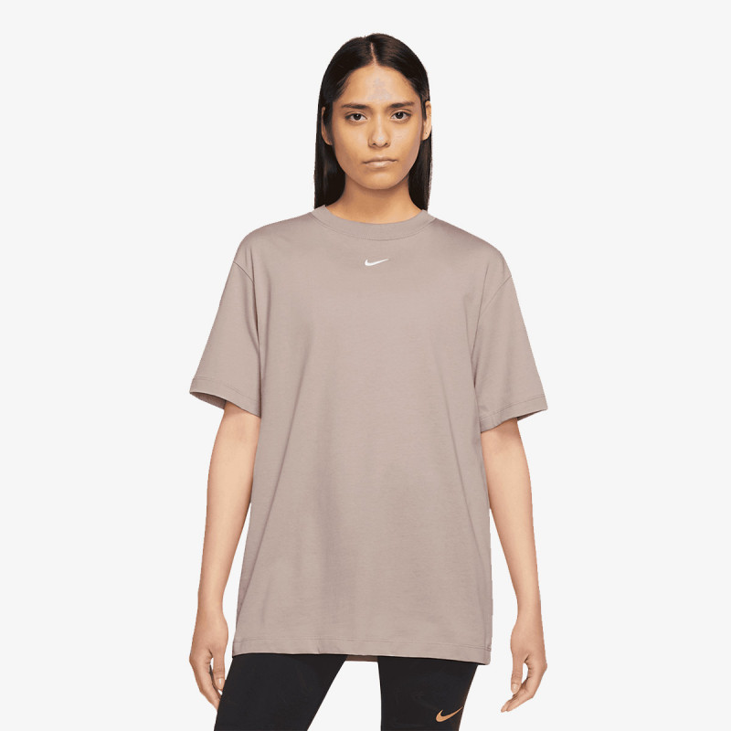 Nike W NSW ESSNTL TEE BF LBR 