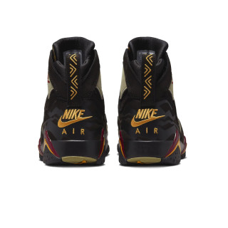 Nike AIR JORDAN 7 RETRO SE 