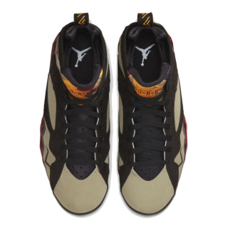 Nike AIR JORDAN 7 RETRO SE 