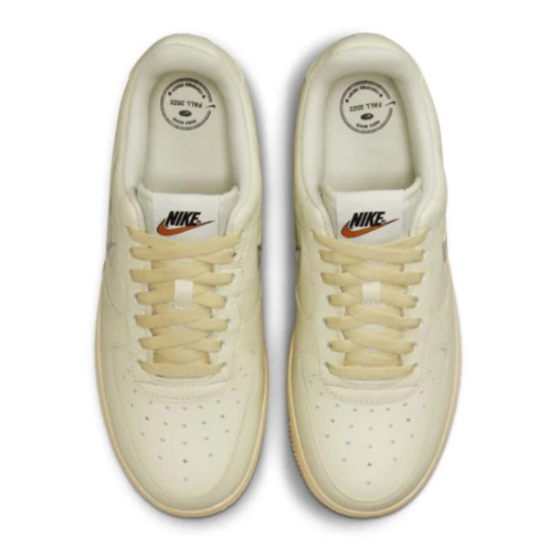 Nike WMNS AIR FORCE 1 '07 LX 
