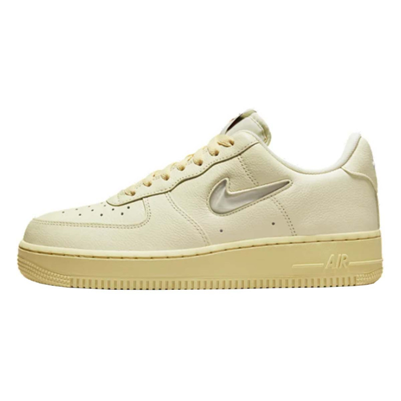 Nike WMNS AIR FORCE 1 '07 LX 