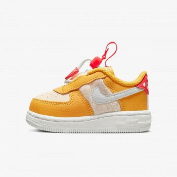 NIKE Force 1 Toggle 