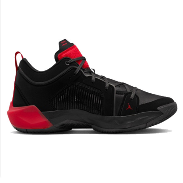 Nike AIR JORDAN XXXVII LOW 
