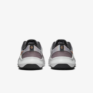 Nike Legend Essential 3 Premium 