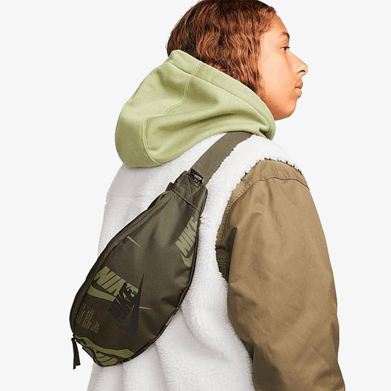 Nike NK HERITAGE WSTPCK - SHOE BOX 