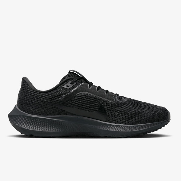 Nike AIR ZOOM PEGASUS 40 