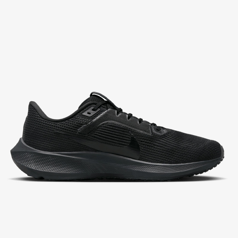 Nike AIR ZOOM PEGASUS 40 