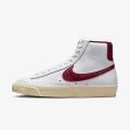 Nike W BLAZER MID '77 SE 