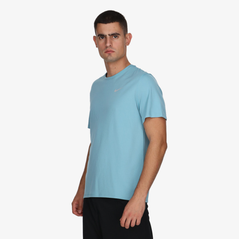 Nike Miler 