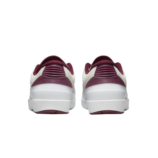 Nike AIR JORDAN 2 RETRO LOW 