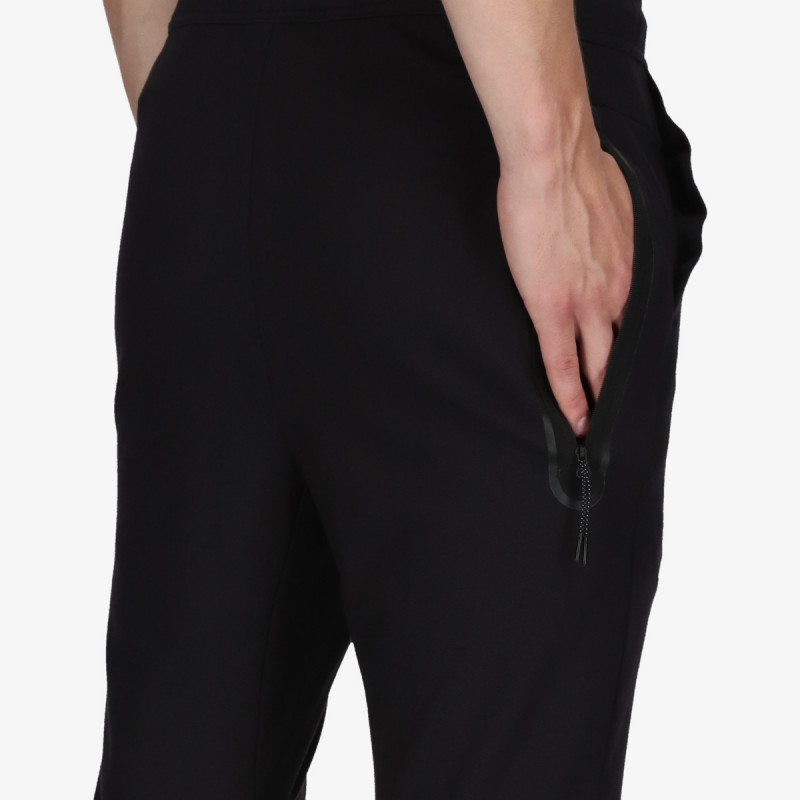 Nike M NK TECH JGGR LGHTWHT 