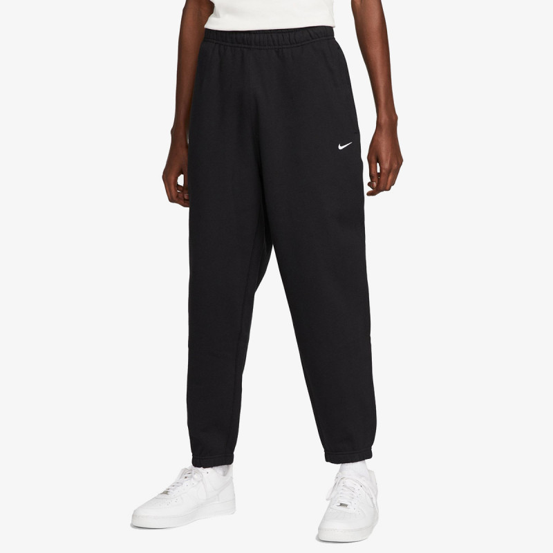 Nike Solo Swoosh 