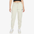 Nike Sportswear Essential 