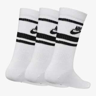 Nike Sportswear Everyday Essential 