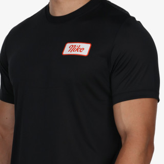 Nike BODY SHOP 2 