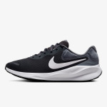 Nike Revolution 7 