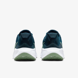 Nike Revolution 7 
