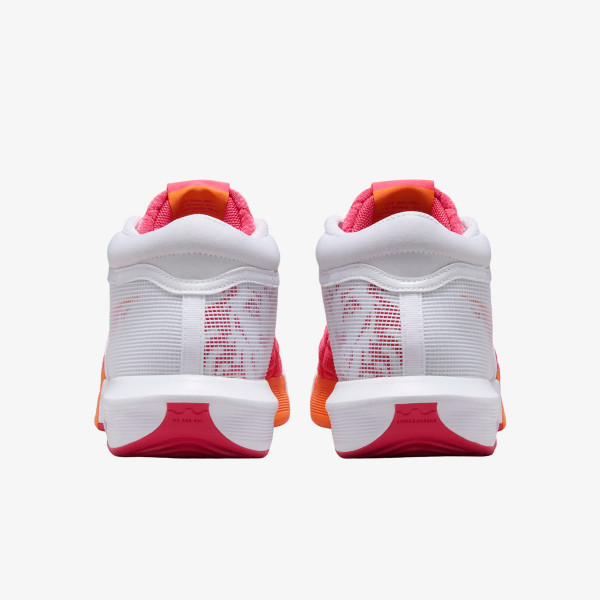 Nike LEBRON WITNESS VIII 