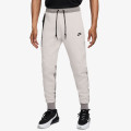Nike Tech Fleece 