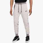 Nike Tech Fleece 